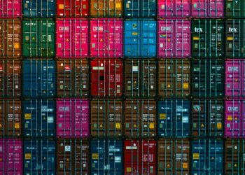 Ground Vs. Freight Shipping